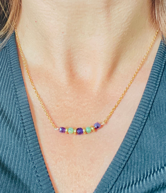 Collier « Précieuse » en pierre naturelle: Améthyste et Jaspe vert