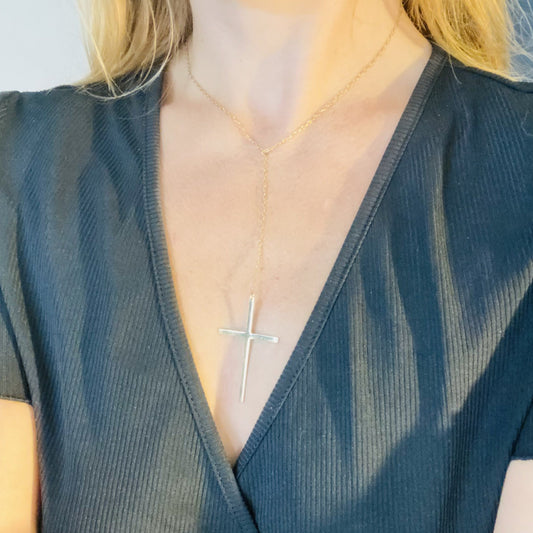 Collier cross